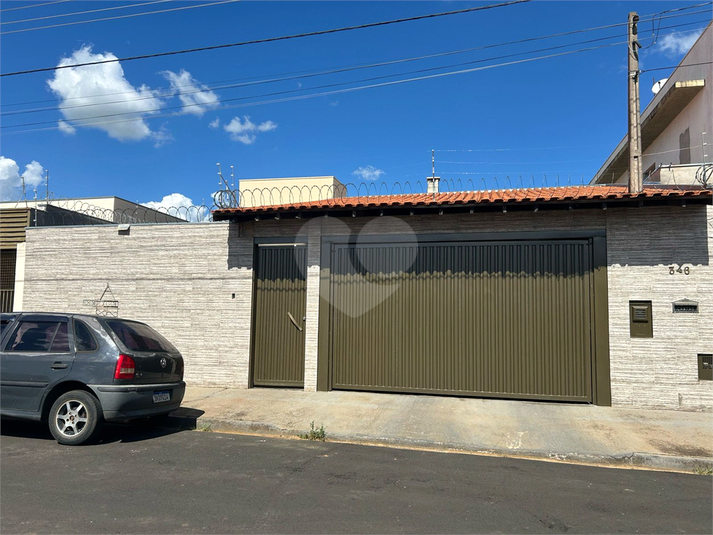 Foto REO1127443