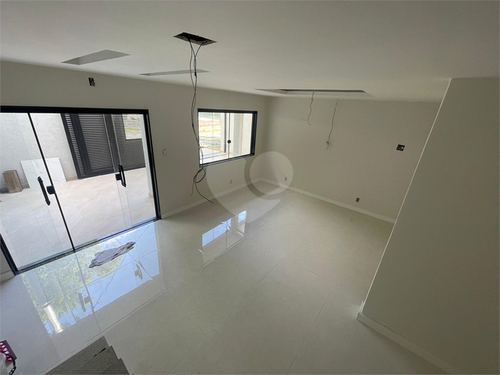 Foto REO1127567