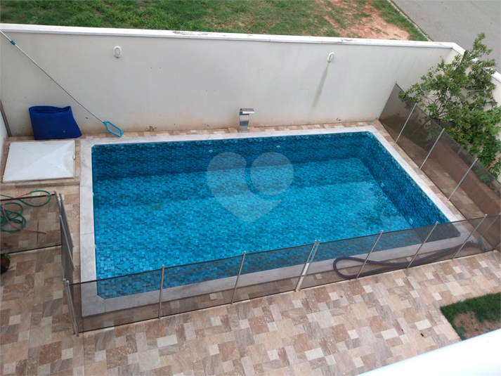 Foto REO1127636