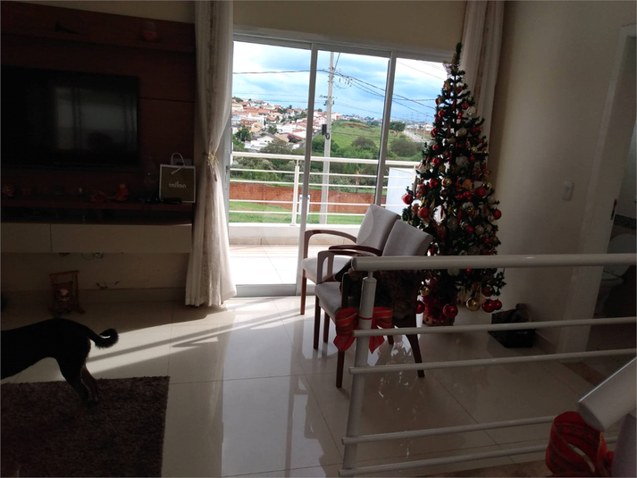 Foto REO1127636