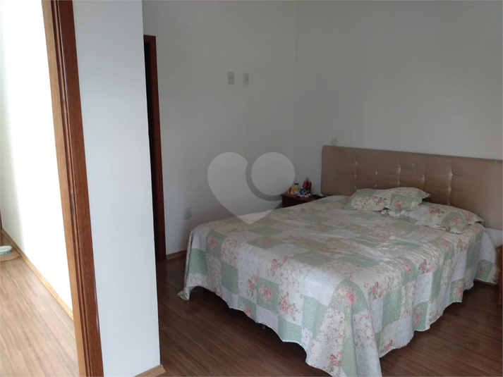 Foto REO1127636
