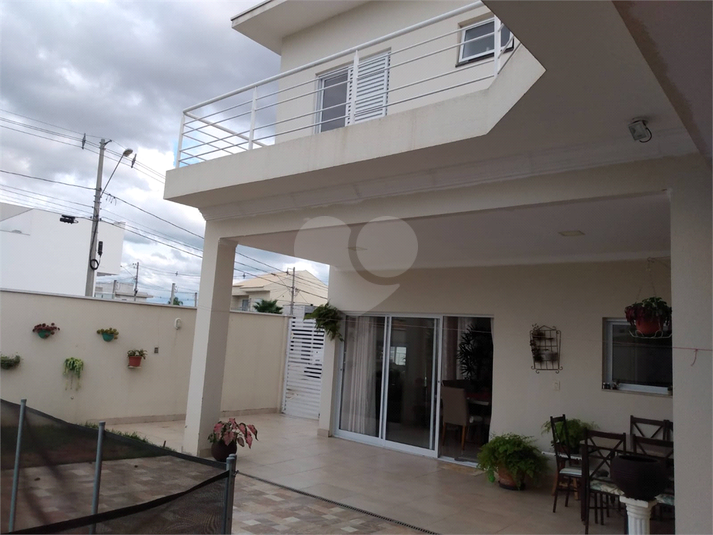 Foto REO1127636