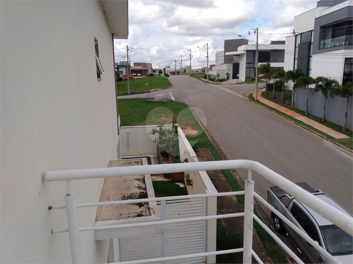 Foto REO1127636