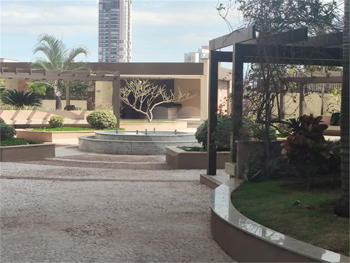 Foto REO1127645