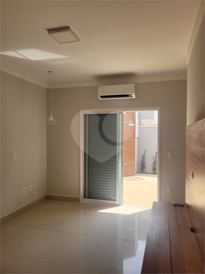 Foto REO1127657