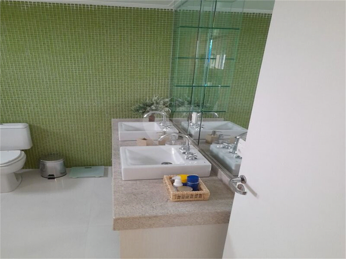 Foto REO1127660