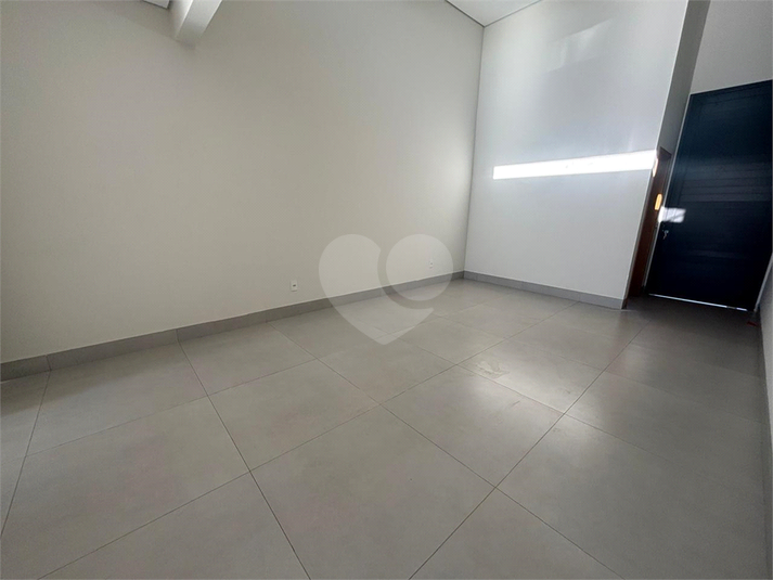 Foto REO1127670