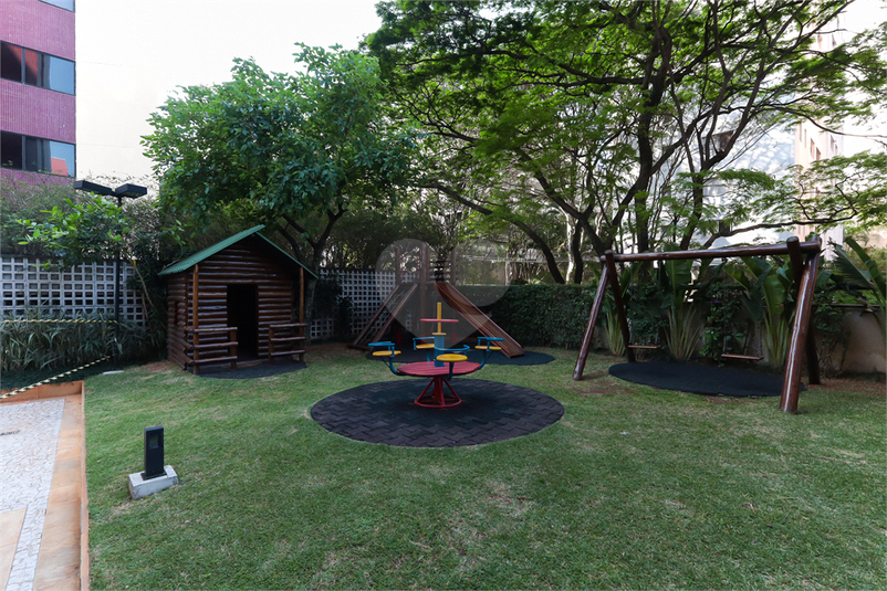 Foto REO1127675