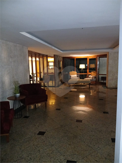 Foto REO1127744
