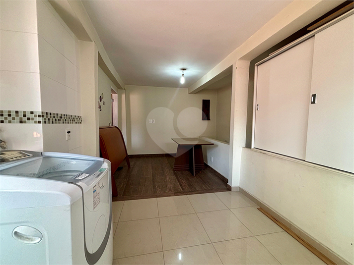 Foto REO1127831