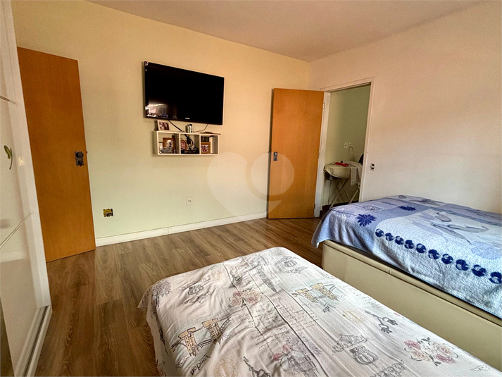 Foto REO1127831