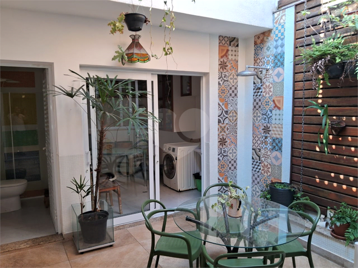 Foto REO1127915