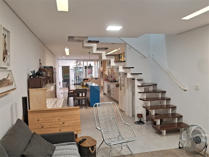 Foto REO1127915