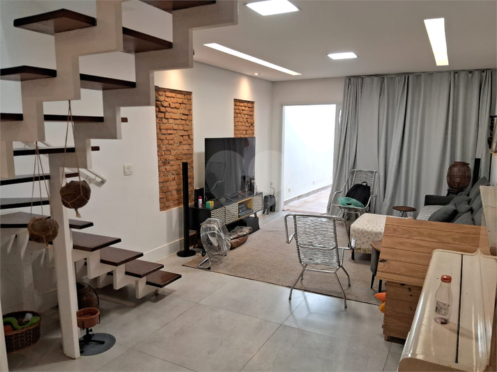 Foto REO1127915