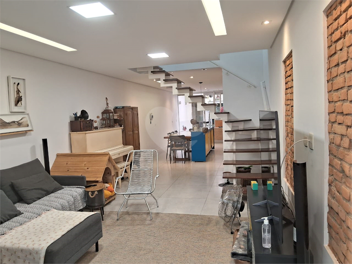 Foto REO1127915