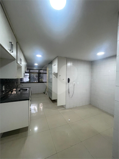 Foto REO1127921