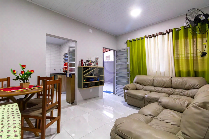 Foto REO1127939