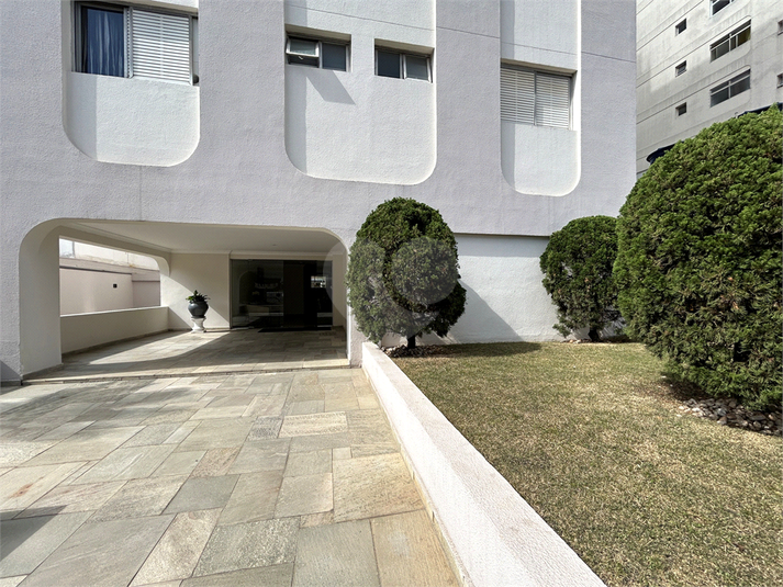 Foto REO1127946