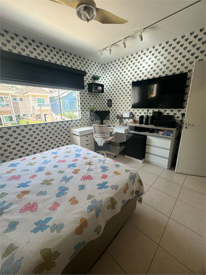 Foto REO1127958
