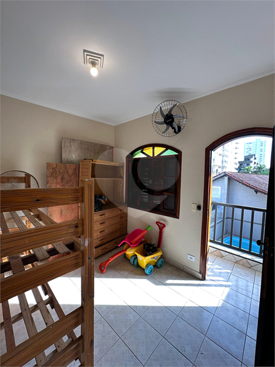 Foto REO1127980