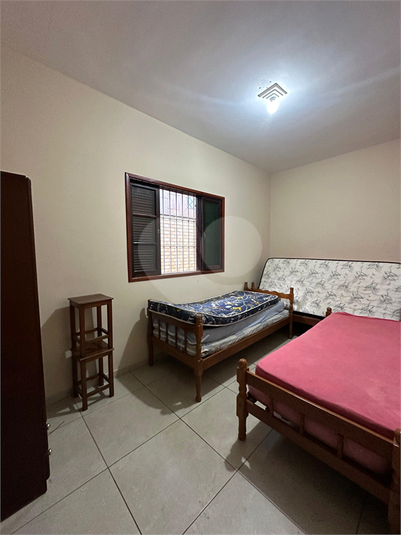 Foto REO1127980