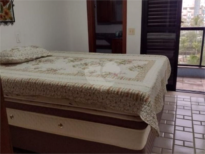 Foto REO1127982