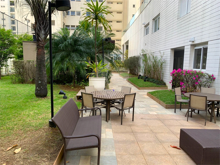 Foto REO1127984