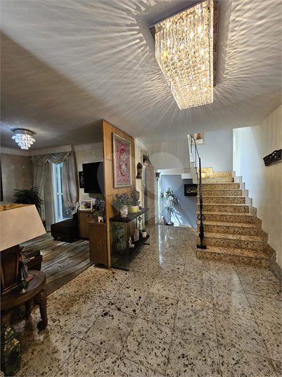 Foto REO1128026