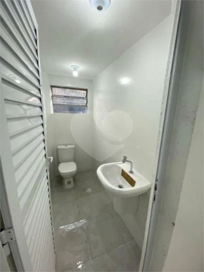 banheiro 1 (piso térreo)