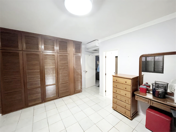 Foto REO1128068