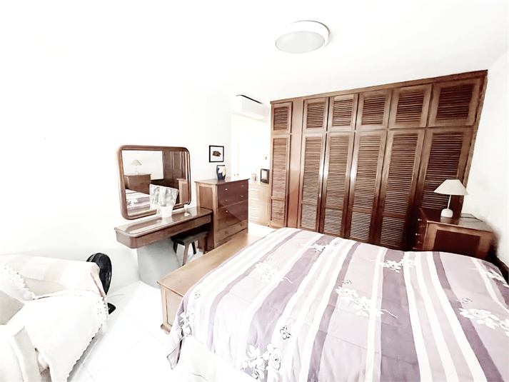 Foto REO1128068