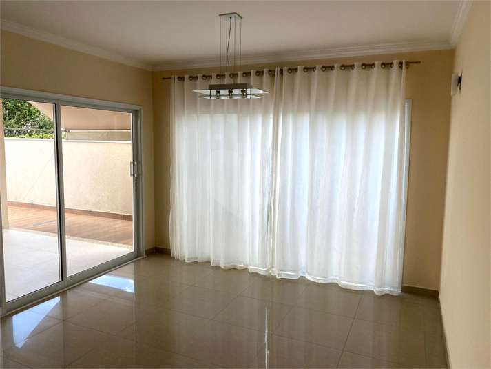 Foto REO1128225