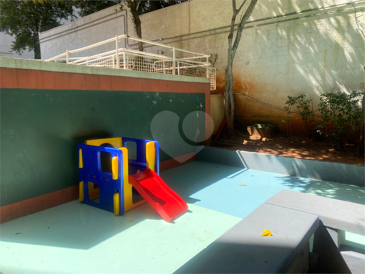 Foto REO1128287