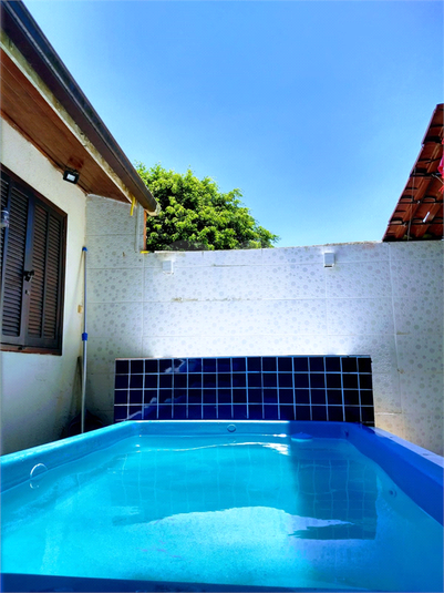 Foto REO1128334