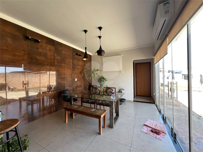 Foto REO1128344