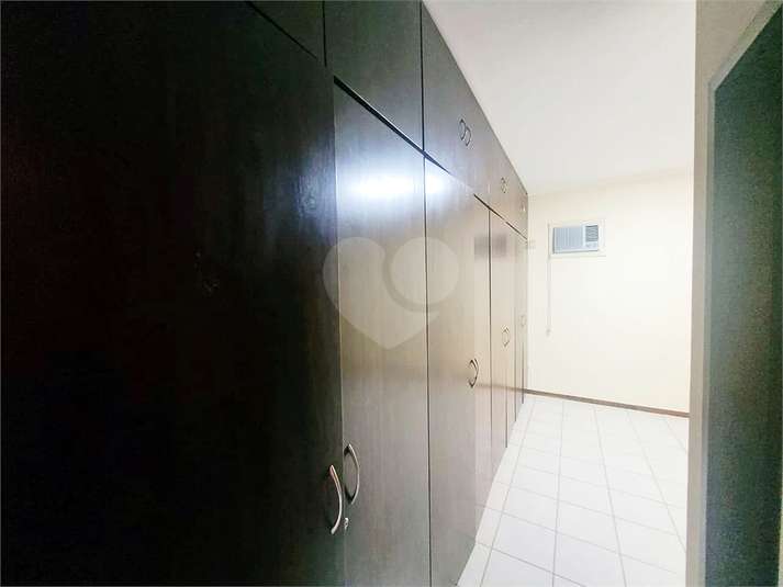 Foto REO1128368