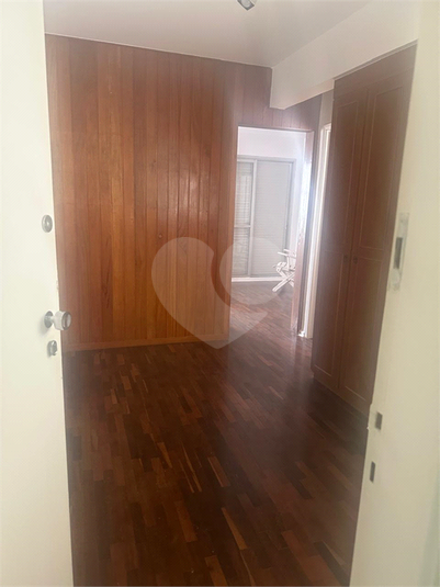 Foto REO1128400