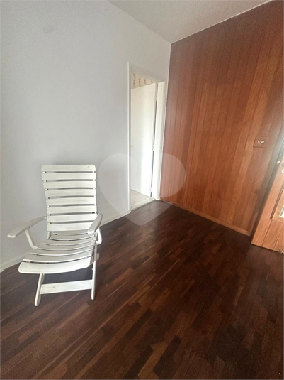 Foto REO1128400