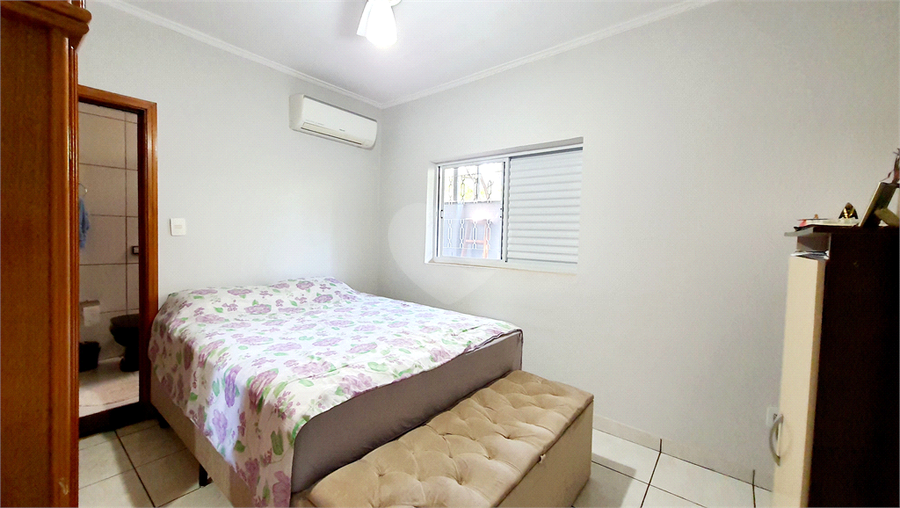 Foto REO1128402
