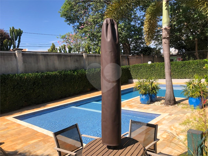 Foto REO1128406