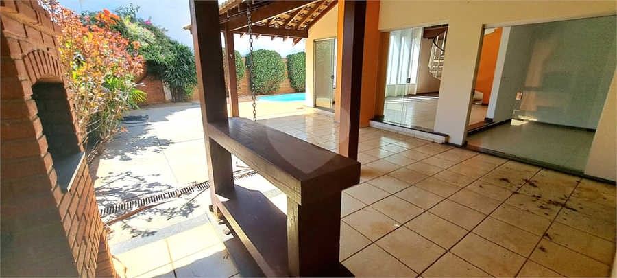 Foto REO1128407