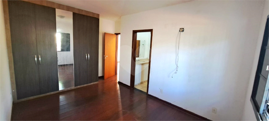 Foto REO1128407