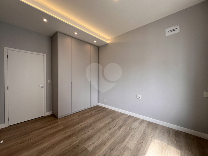 Foto REO1128466