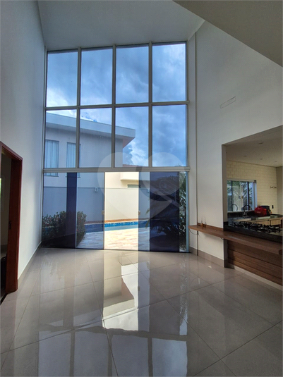 Foto REO1128512
