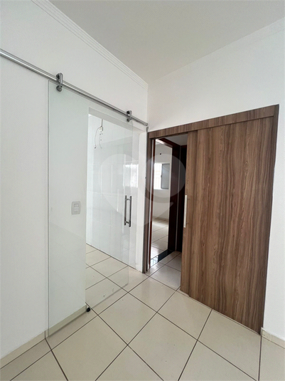 Foto REO1128555