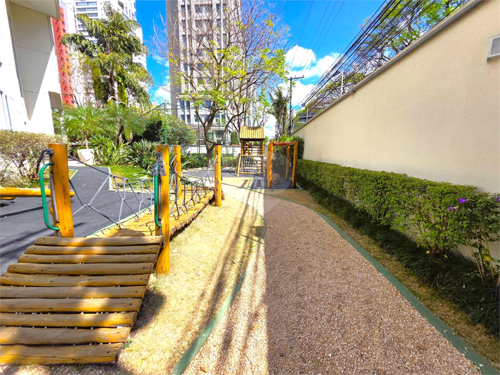 Foto REO1128567