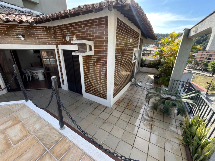 Foto REO1128587