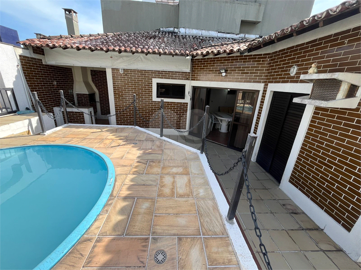 Foto REO1128587