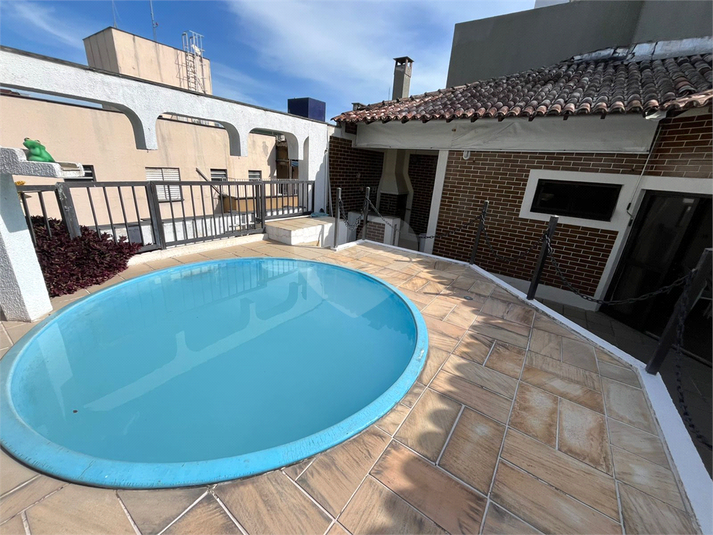Foto REO1128587