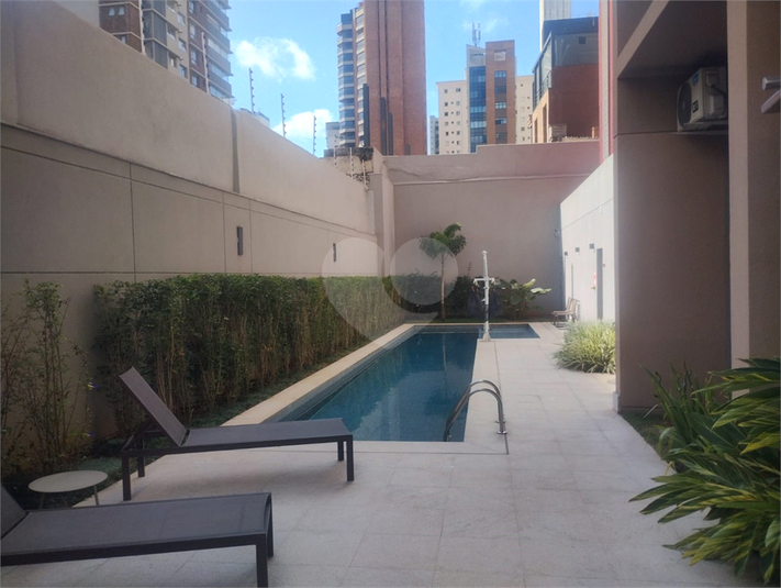 Foto REO1128622